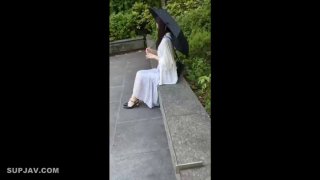 书呆子被爸爸打屁股。